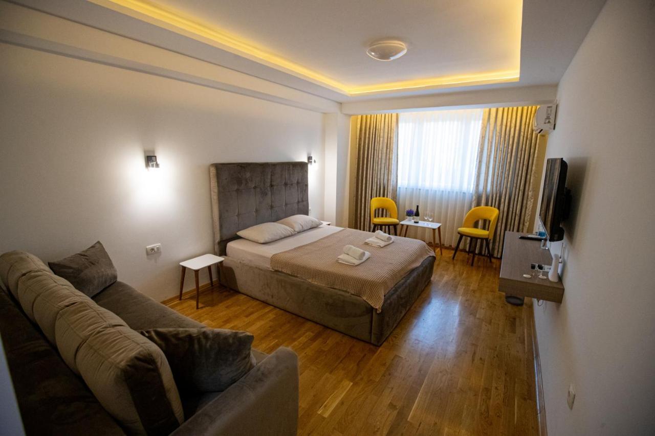 Queens Central Apartments Ohri Dış mekan fotoğraf